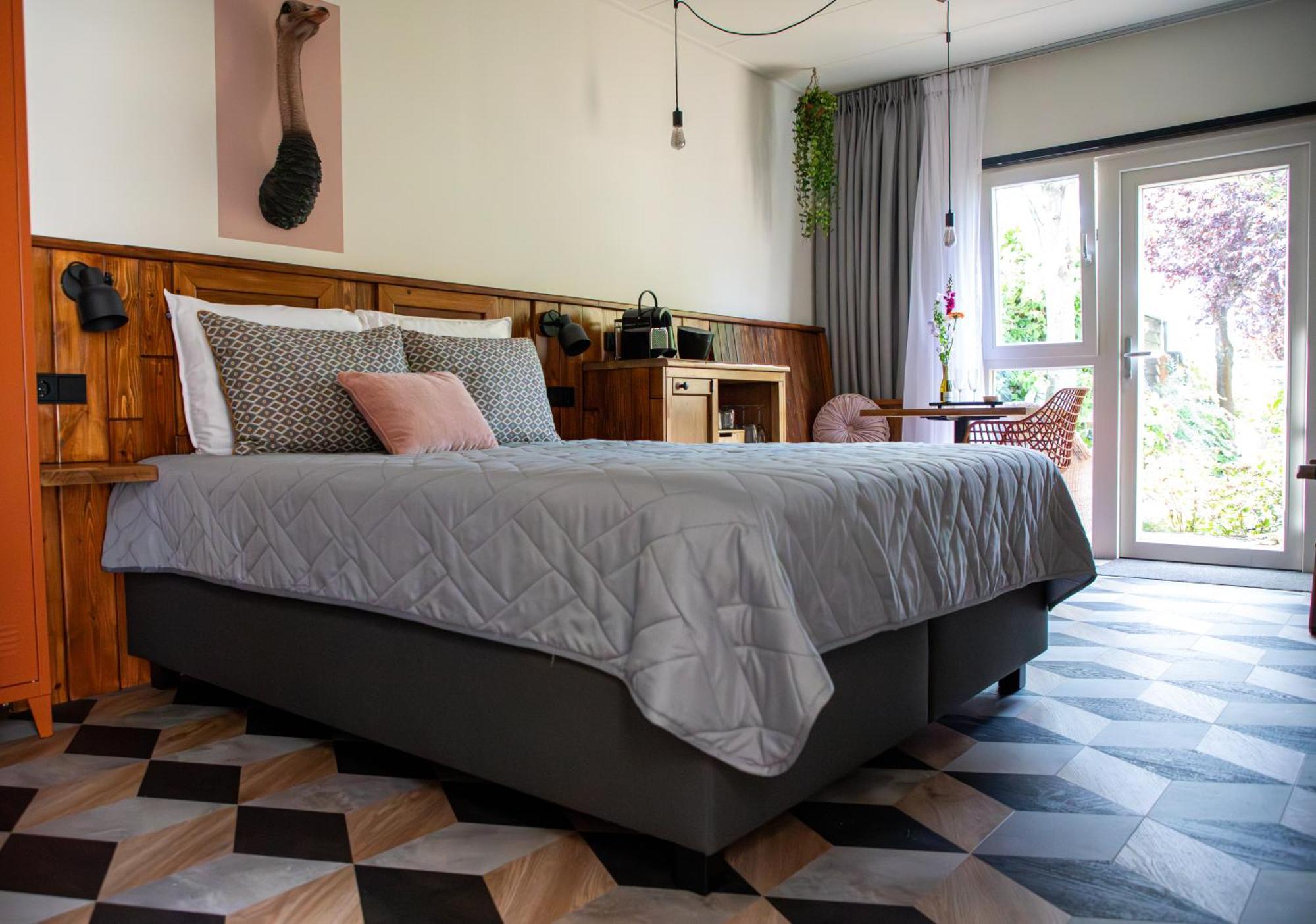 B&B Joli Met Prive Wellness Wemeldinge Exterior photo